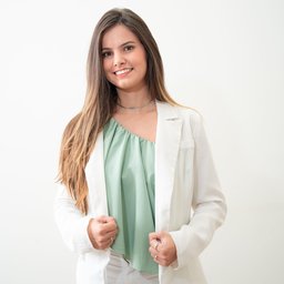 Débora Bastos - Nutricionista Clínica